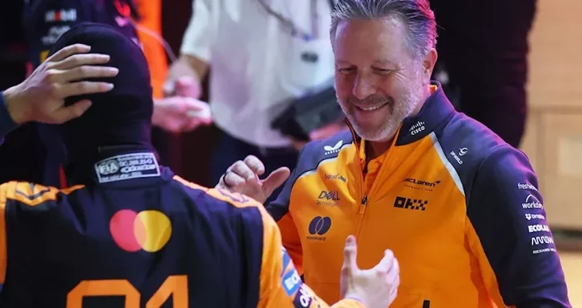 Зак Браун предсказал атаку Макса Ферстаппена на первом повороте Гран-при Катара