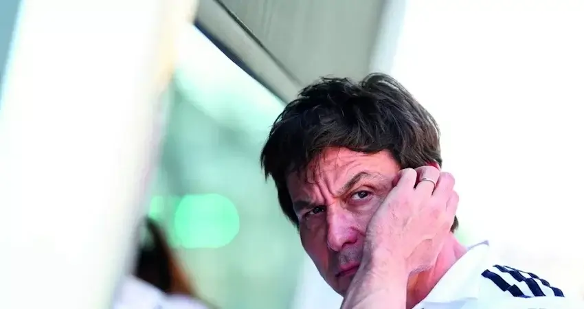 Вольфф охлаждает ажиотаж вокруг Mercedes в 2026 году