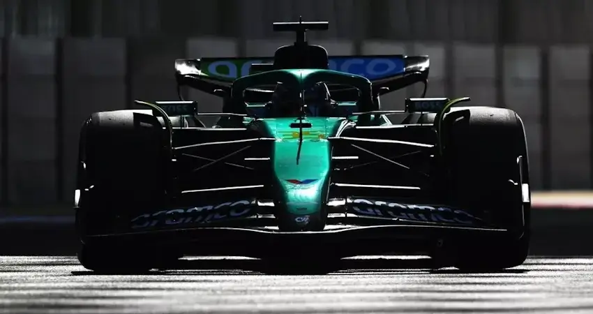 Кроуфорд — лидер тестов в Абу-Даби, Mercedes испытывает активную аэродинамику