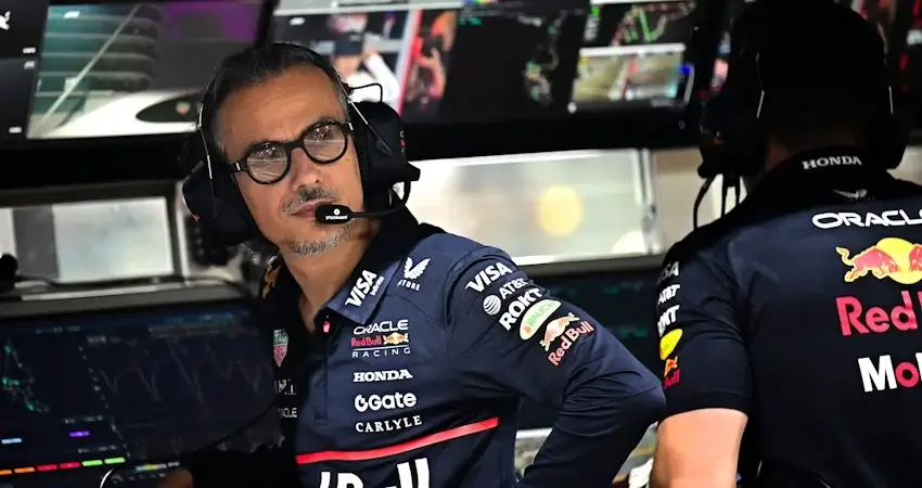 Мекис назвал гонку Ферстаппена идеальной, несмотря на упущенный титул