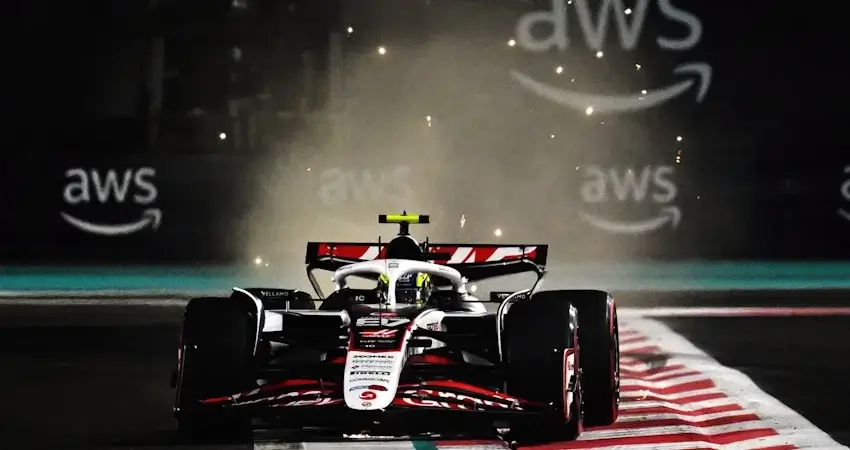 Гран-при Абу-Даби: комментарии команд по итогам пятницы