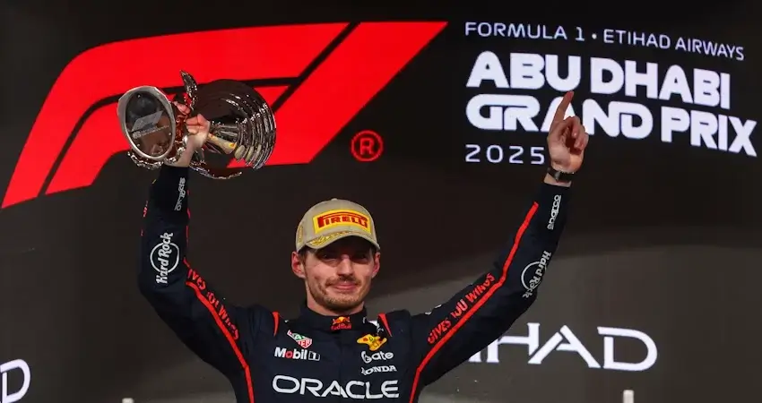 Макс Ферстаппен горд Red Bull, несмотря на поражение в чемпионате