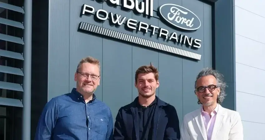 Ford: мотор Red Bull готов, но есть проблемы