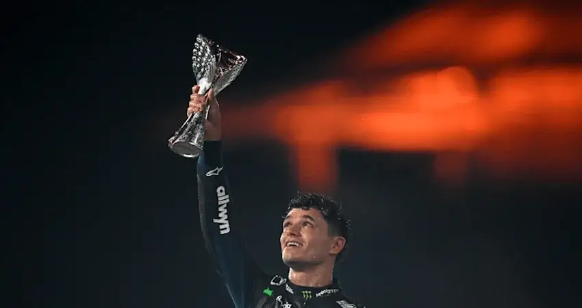Ландо Норрис — новый чемпион Формулы-1!