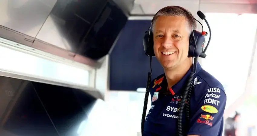 Кортни переходит из Red Bull Racing в McLaren Racing