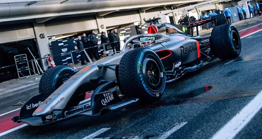 Видео. Audi теряет время на шейкдауне в Барселоне.