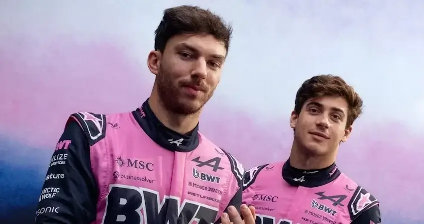 Alpine уверенно начала работу с Mercedes: обкатка A526 прошла без сбоев