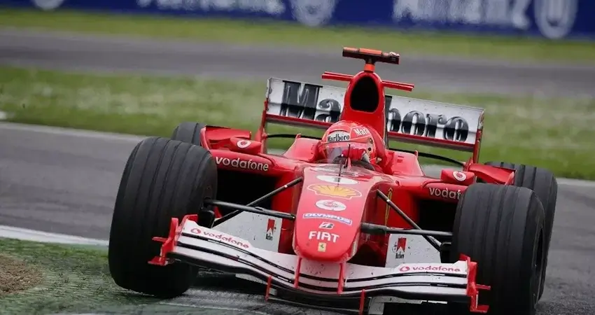 Огненное шоу Ferrari на открытии Олимпиады: история 2006 года