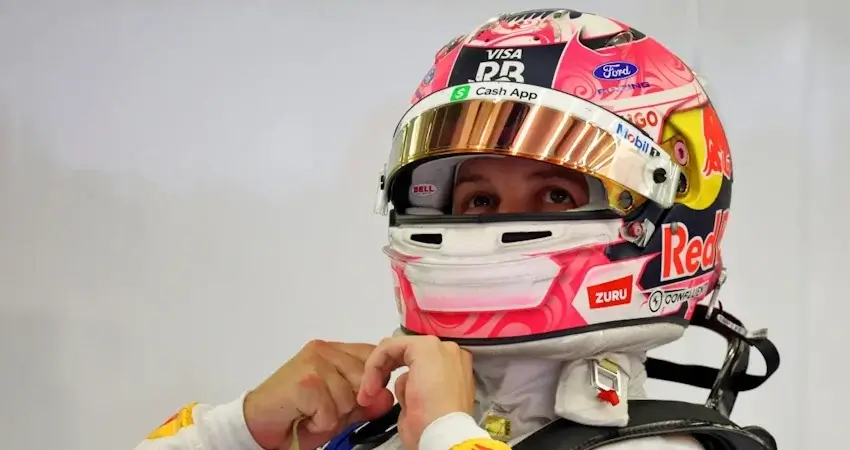 Лиам Лоусон удалил соцсети из-за травли