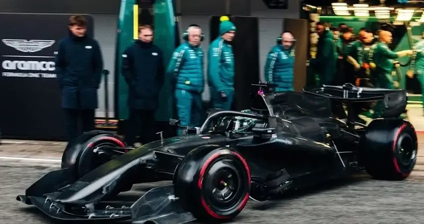 Ньюи: «Астон Мартин» не успел покрасить болид к Барселоне