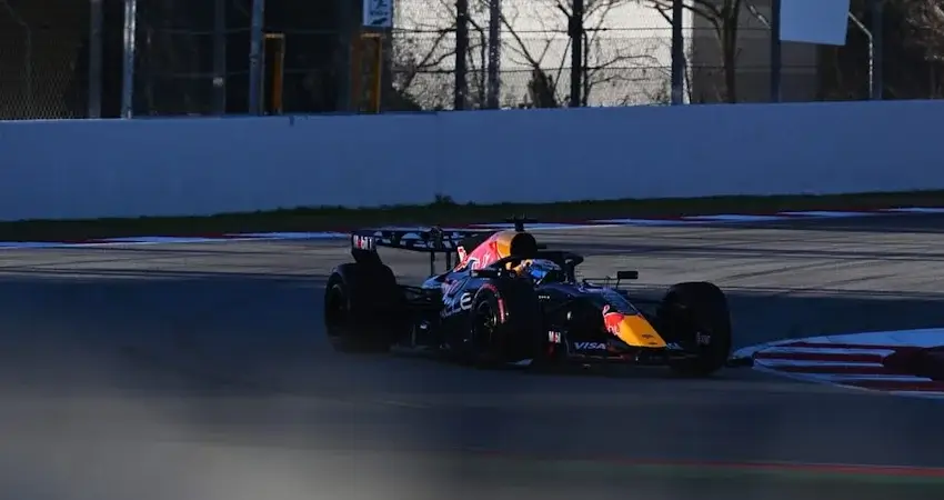 Двигатель Red Bull-Ford — один из главных сюрпризов предсезонных тестов 2026 года