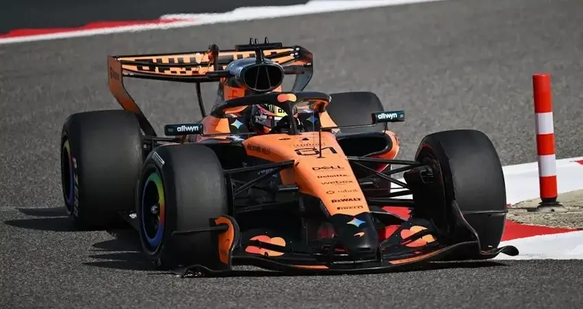 Андреа Стелла признал преимущество Mercedes и Ferrari