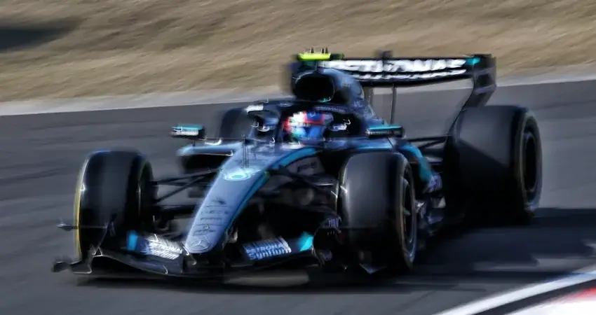 Кими Антонелли жестко оштрафован за столкновение в Китае