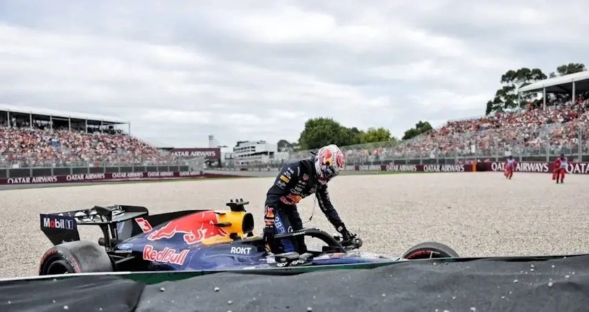 Ферстаппен после аварии в Q1: «С этими болидами совсем не весело»