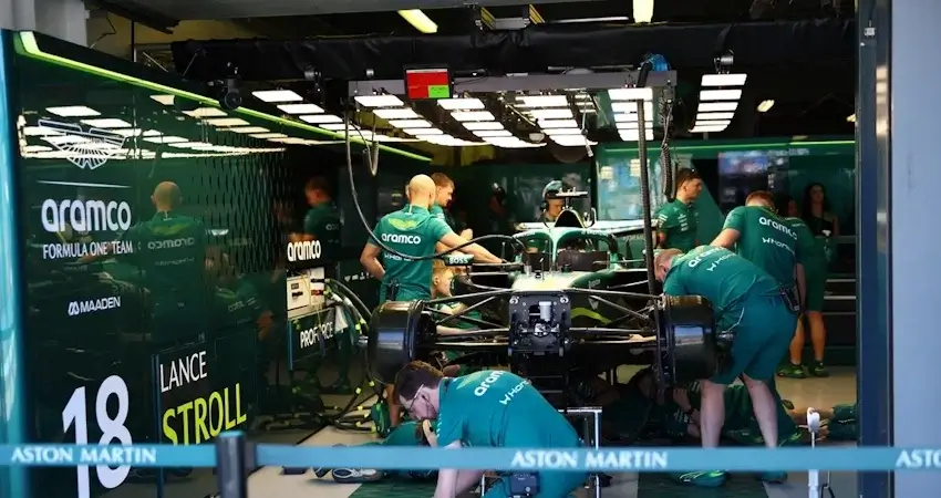 Aston Martin в критической ситуации