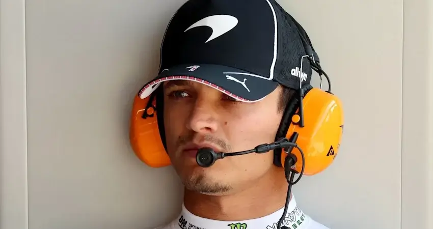 Норрис: повреждение сделало McLaren почти неуправляемым