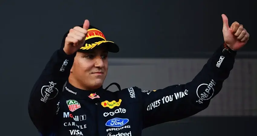 Возвращение Хаджара: подиум Oracle Red Bull Racing в Баку