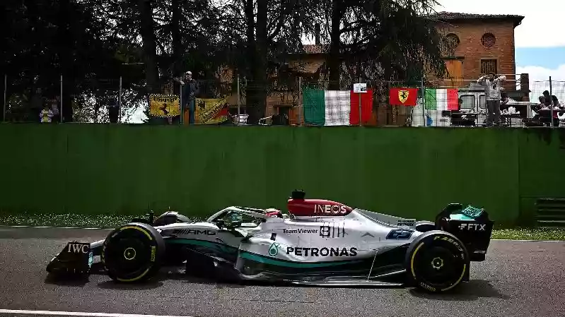 «Это может быть простое решение», — Джордж Рассел из Mercedes повторяет призыв к активной подвеске, чтобы избавиться от дельфинирования.