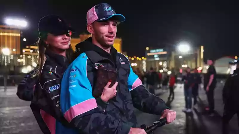 ФАКТЫ И СТАТИСТИКА: Гасли завоевал лучшее место в квалификации, а Сарджент достиг рекорда Эдди Чивера на домашней трассе