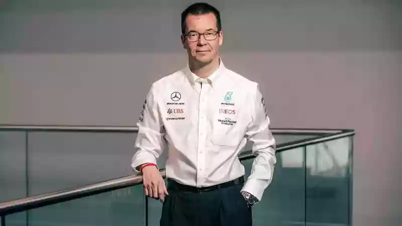 Сообщается, что технический директор Mercedes Майк Эллиотт уходит в отставку