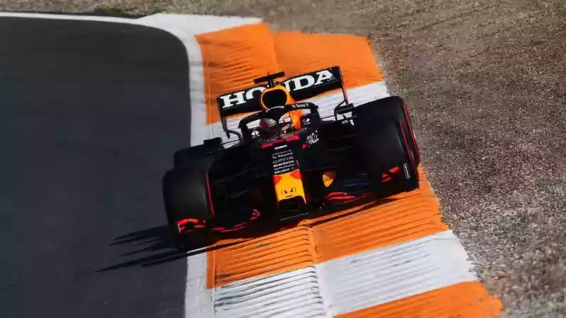 FP3: Ферстаппен устанавливает отметку для квалификации голландского GP со сверхбыстрым кругом в FP3