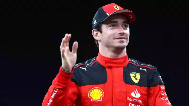 FP2: Леклер лидирует, Сайнс и Хюлькенберг потерпели серьезную аварию, помешавшего второй тренировке в Абу-Даби