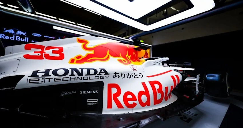 Honda обещает двойную победу Red Bull