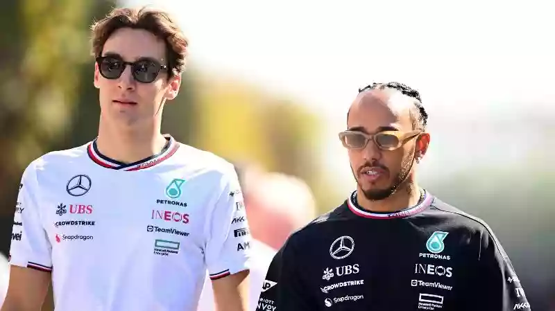 Джордж Расселл опроверг утверждения Льюиса Хэмилтона о настройках после Гран-при Бахрейна Формулы-1 2024 года.