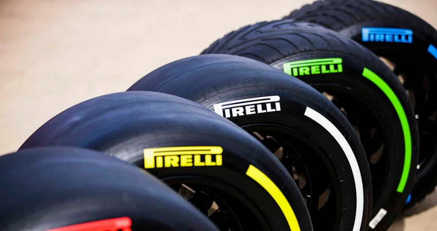 Pirelli ответила на критику Льюиса Хэмилтона