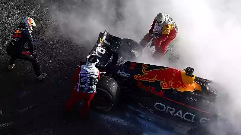 «Мы нашли несколько проблем и все они были независимыми», — босс Red Bull подтверждает, что причины DNF команды в сезоне F1 2022 года не связаны между собой.