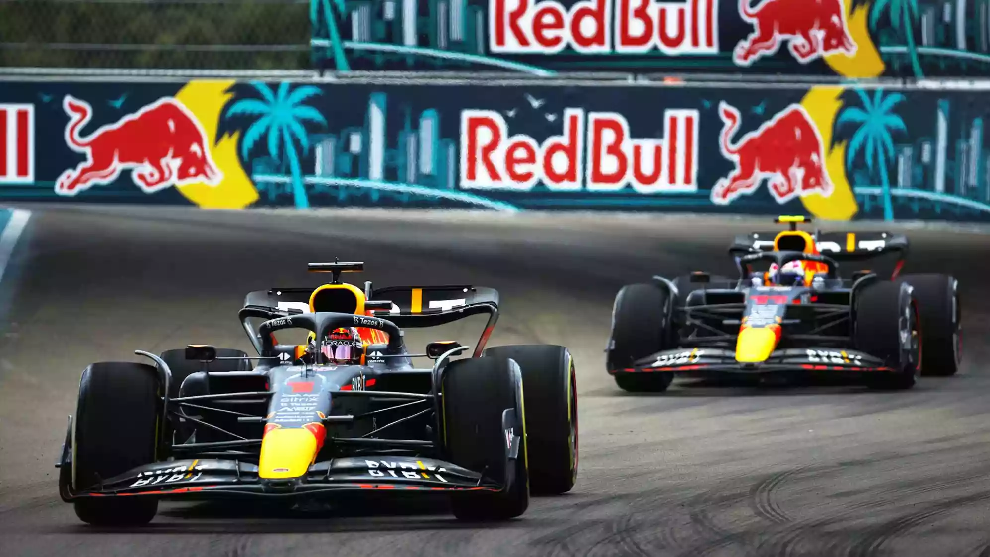Хорнер говорит, что Red Bull изучает варианты снижения веса при обновлении RB18.