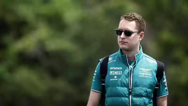 Резервный пилот Aston Martin Формулы-1 Стоффель Вандорн сядет а болид в Спа для теста шин Pirelli