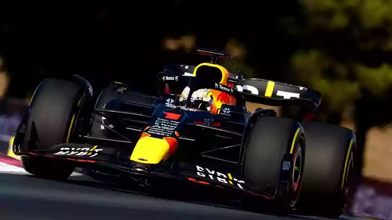 FP3: Ферстаппен опередил дуэт Ferrari в финальной тренировке Гран-при Франции