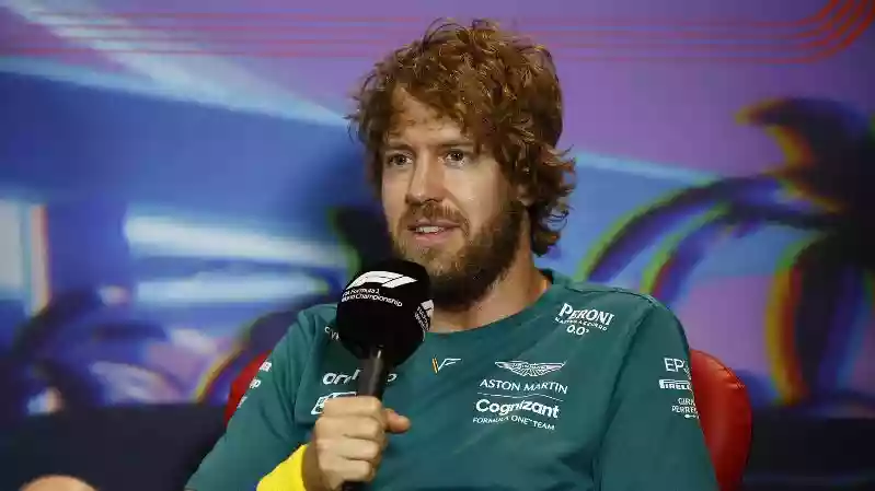 «Себастьян Феттель попрощается с F1, поскольку ни одна топ-команда не подпишет c ним контракт», - говорит бывший гонщик Ф1