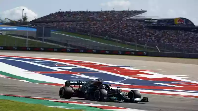 Почему Mercedes опасается DNF в будущих гонках F1