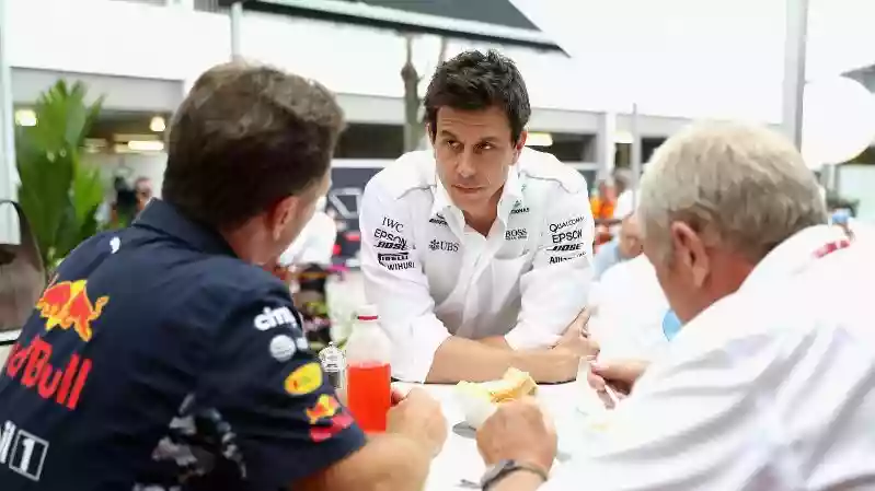 Тото Вольф сказал, что не испытывает обид к Red Bull после Абу-Даби